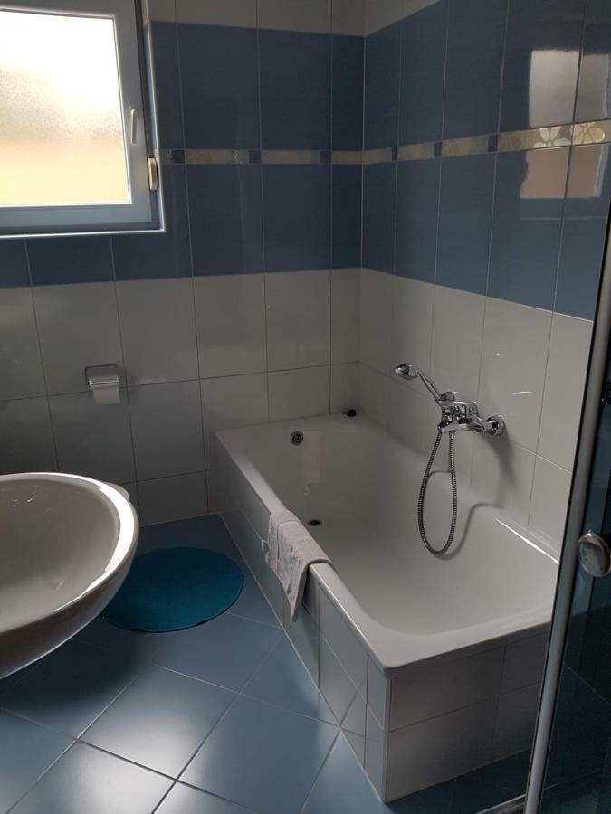 Ferienwohnung Katharina 에텐하임 외부 사진